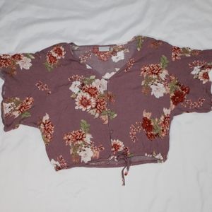 Abound Cropped Tie Front Blouse Sz L